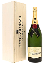 MOET & CHADON